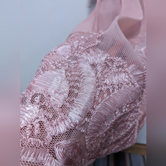 GIANNI Bini Pink Ponte and Mesh Overlay Off the Shoulder Midi Dress L Romantic - Picture 6 of 15